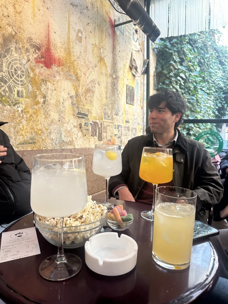 Unas copas digestivas después de una buena comida