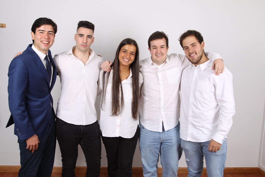 Día de la orla, grupo junto